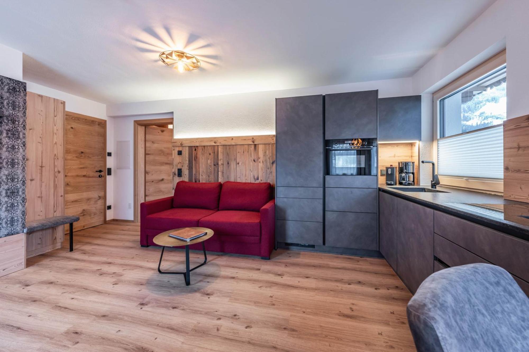 Montana Apartments Mayrhofen Exterior photo